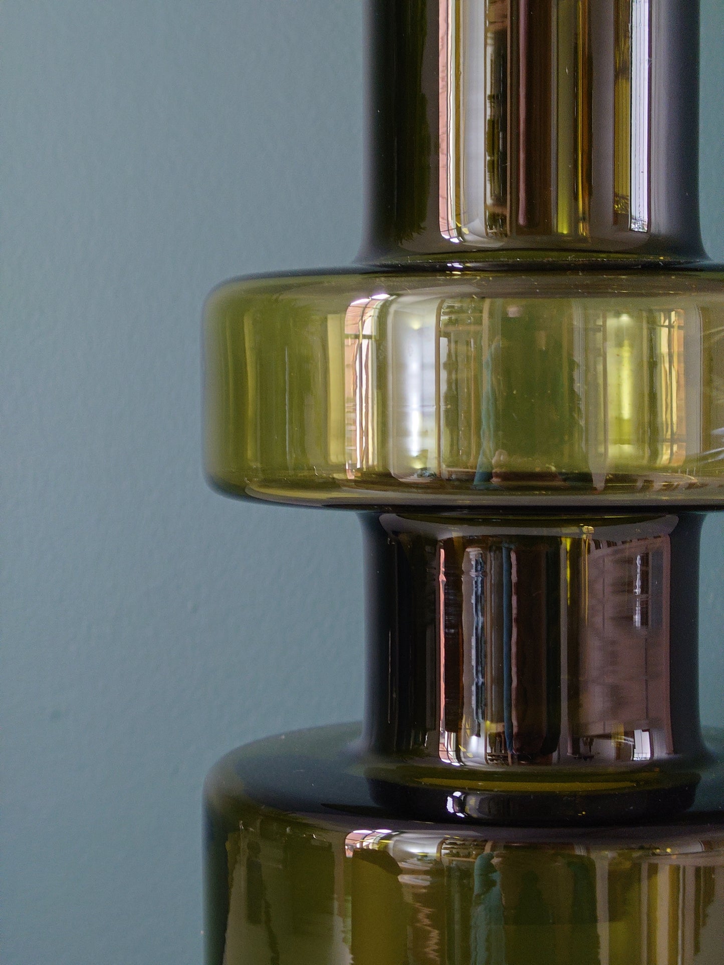 Riihimaki Olive Green Cog Glass Vase 1960s 1970s Khaki Avocado Camshaft Industrial Style Finnish Retro