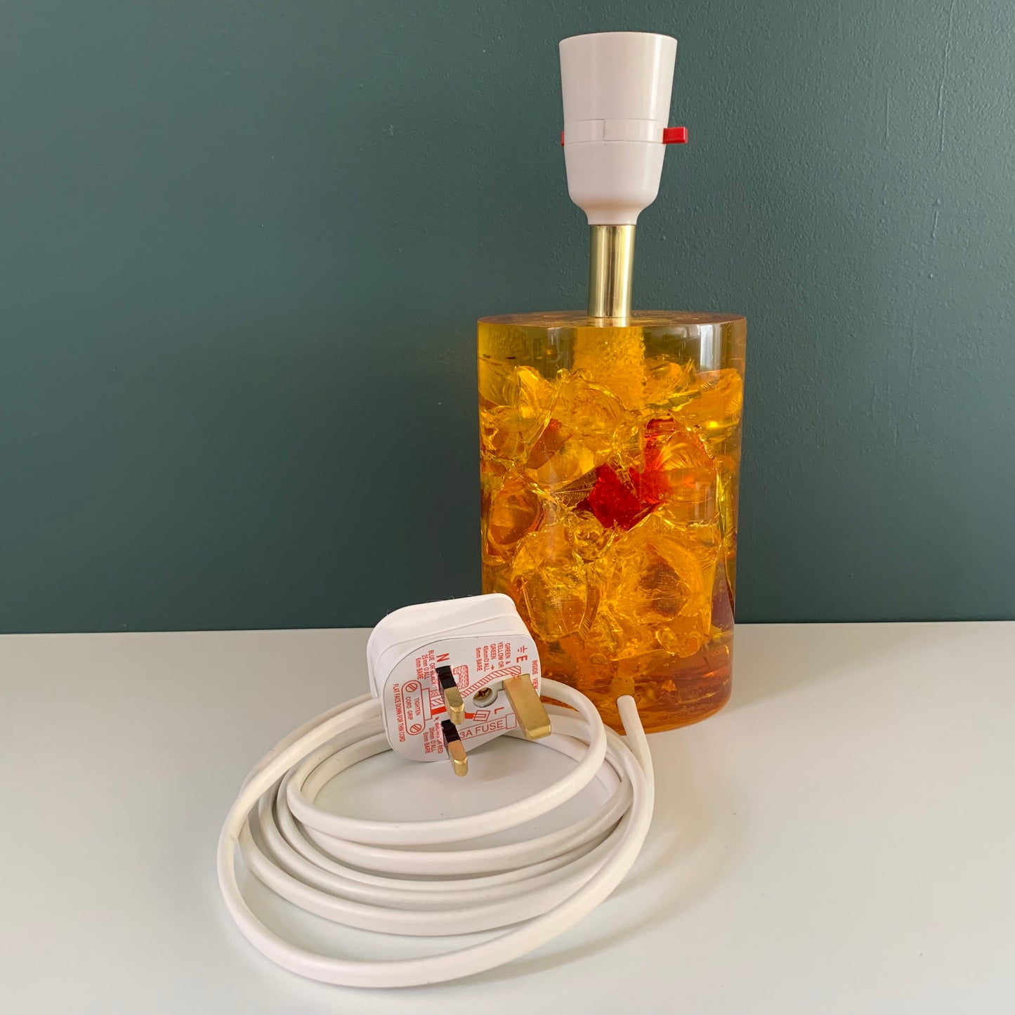 Shattaline British Yellow Orange Table Lamp Cracked Resin Crushed Ice Vintage Retro Atomic Era Shatterline