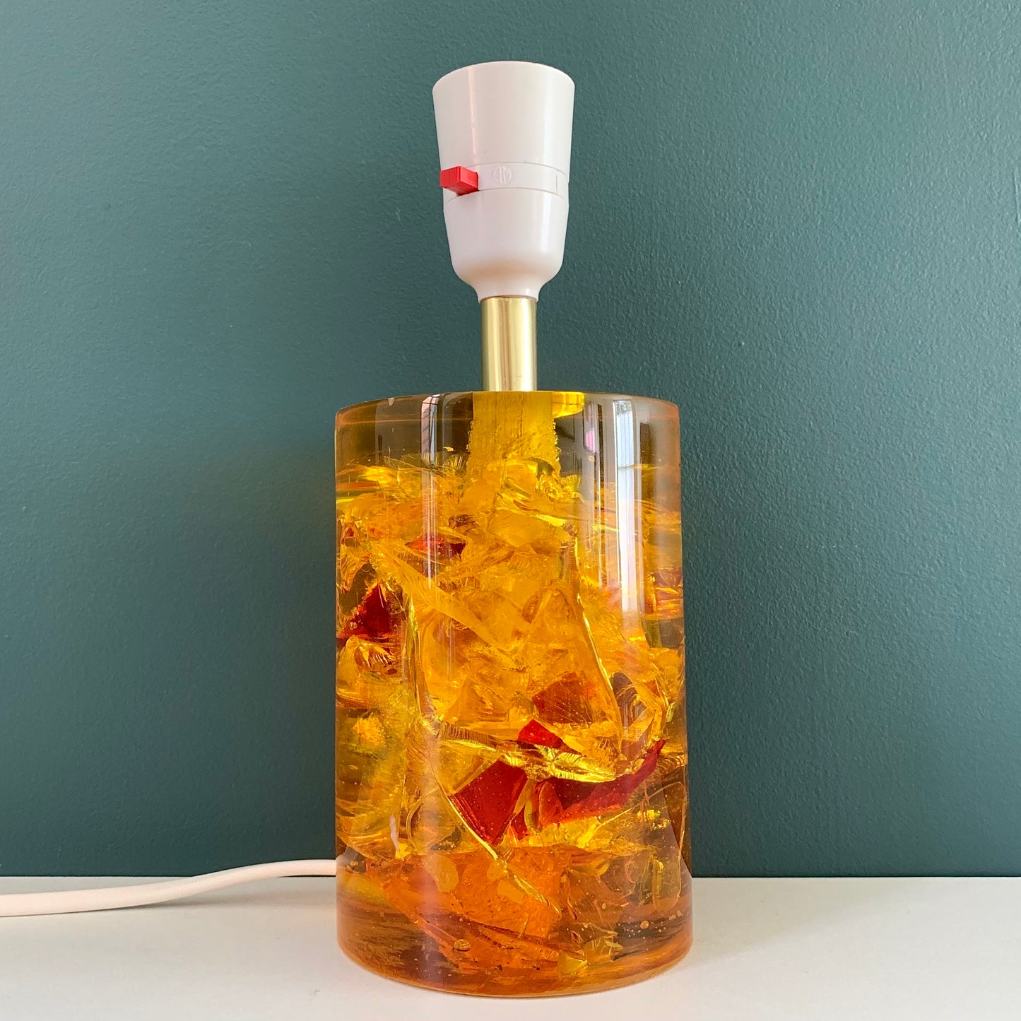 Shattaline British Yellow Orange Table Lamp Cracked Resin Crushed Ice Vintage Retro Atomic Era Shatterline