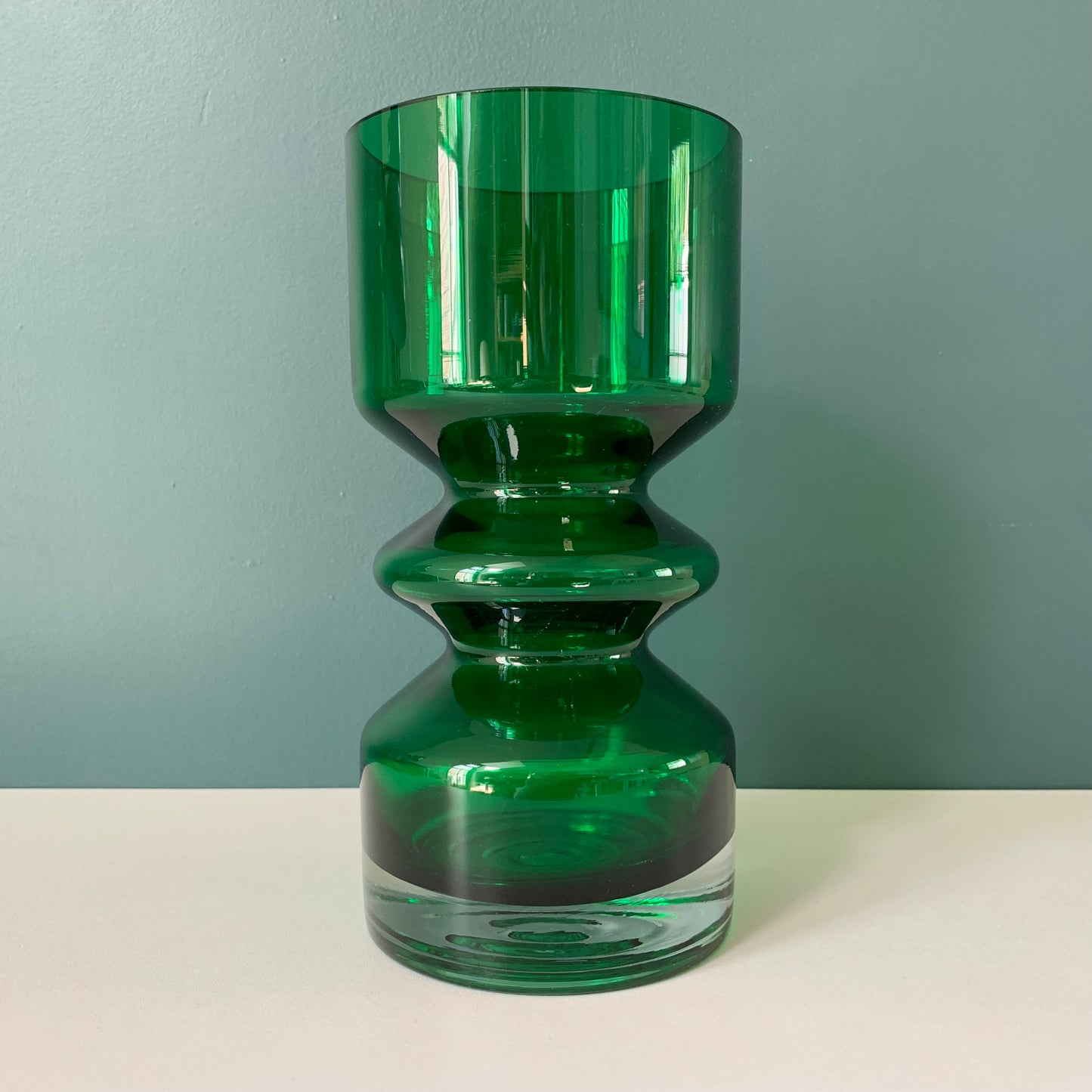Riihimaki Emerald Green Glass Vase Tamara Aladin 1472 Vintage 1960s 1970s Scandinavian Finnish Retro