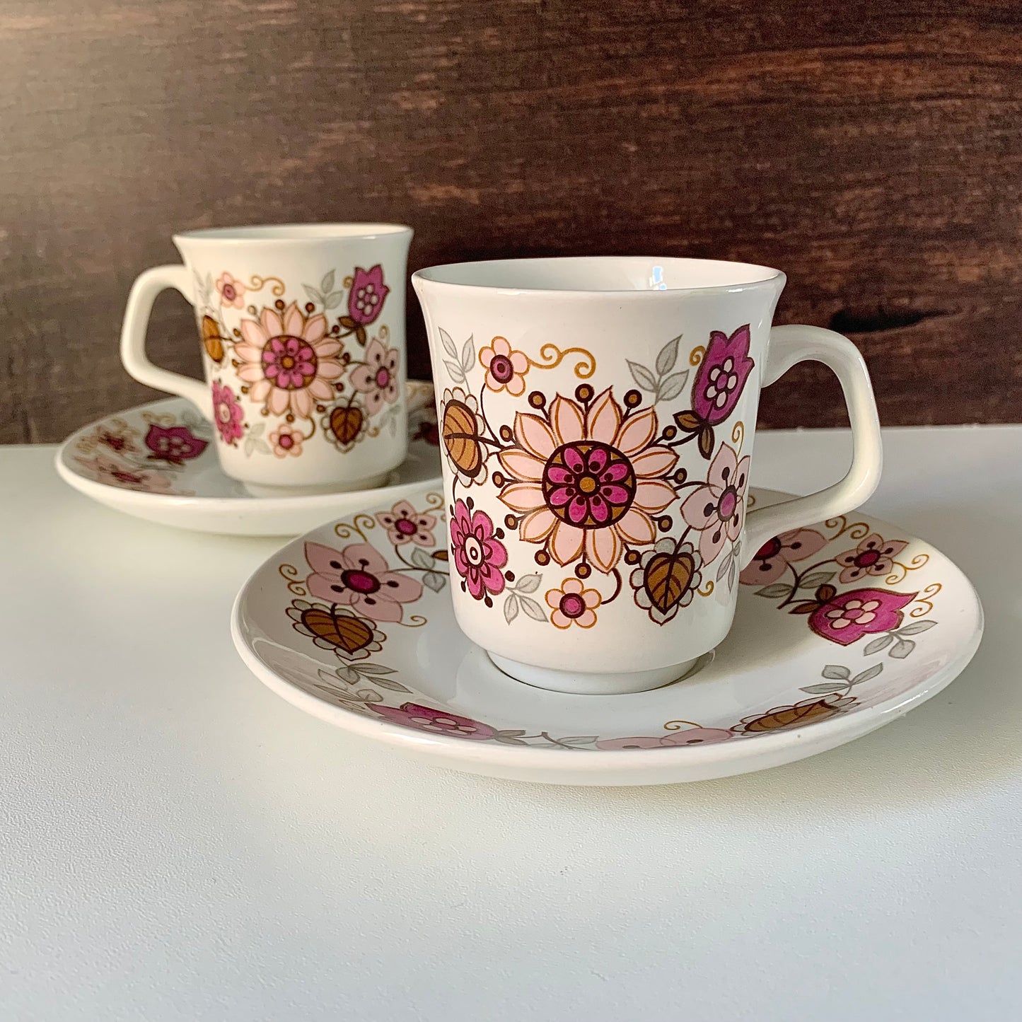 J&G Meakin Filigree Pink Ceramic Espresso Cups & Saucers British English 1960s 1970s Gifts Presents