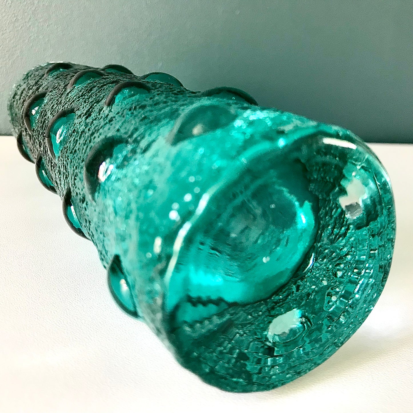 Riihimaki Finnish Turquoise Aqua Emerald Jade Green Glass Vase 1960s 1970s 1462