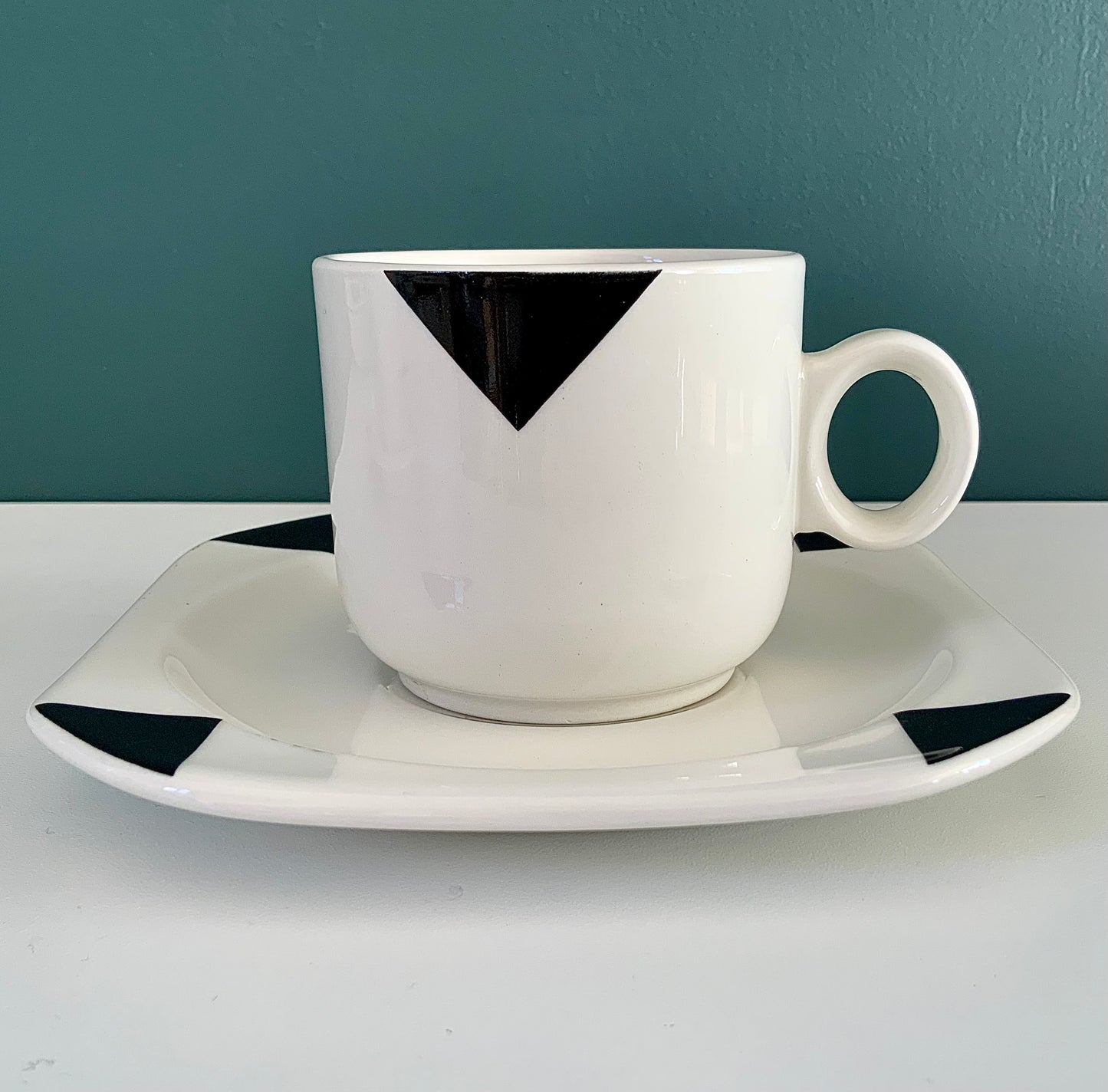 Vintage IKEA Black & White Tea/Coffee Cups & Saucers