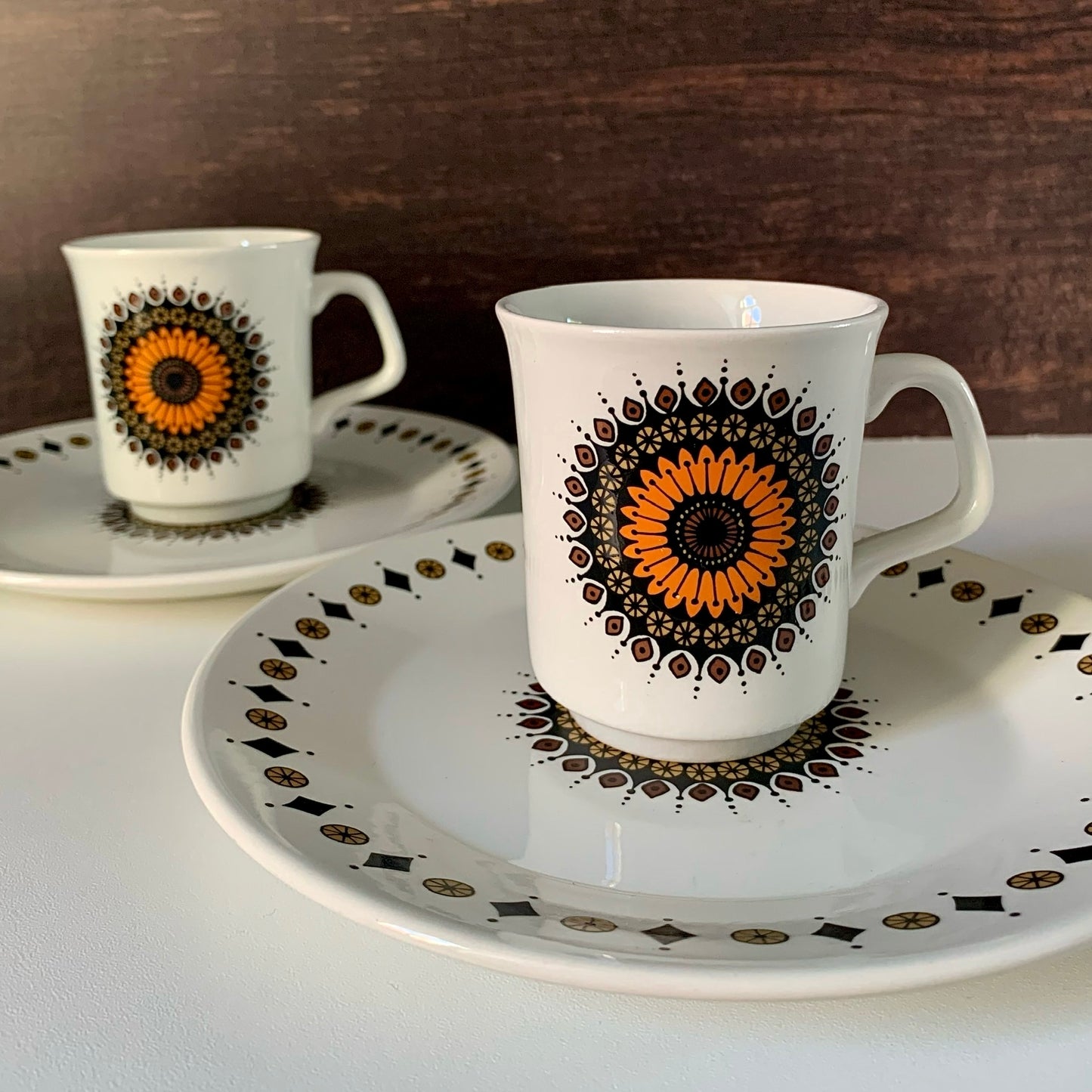 J&G Meakin Inca Orange Ceramic Espresso Cups & Side Plates British English 1960s 1970s Gifts Presents