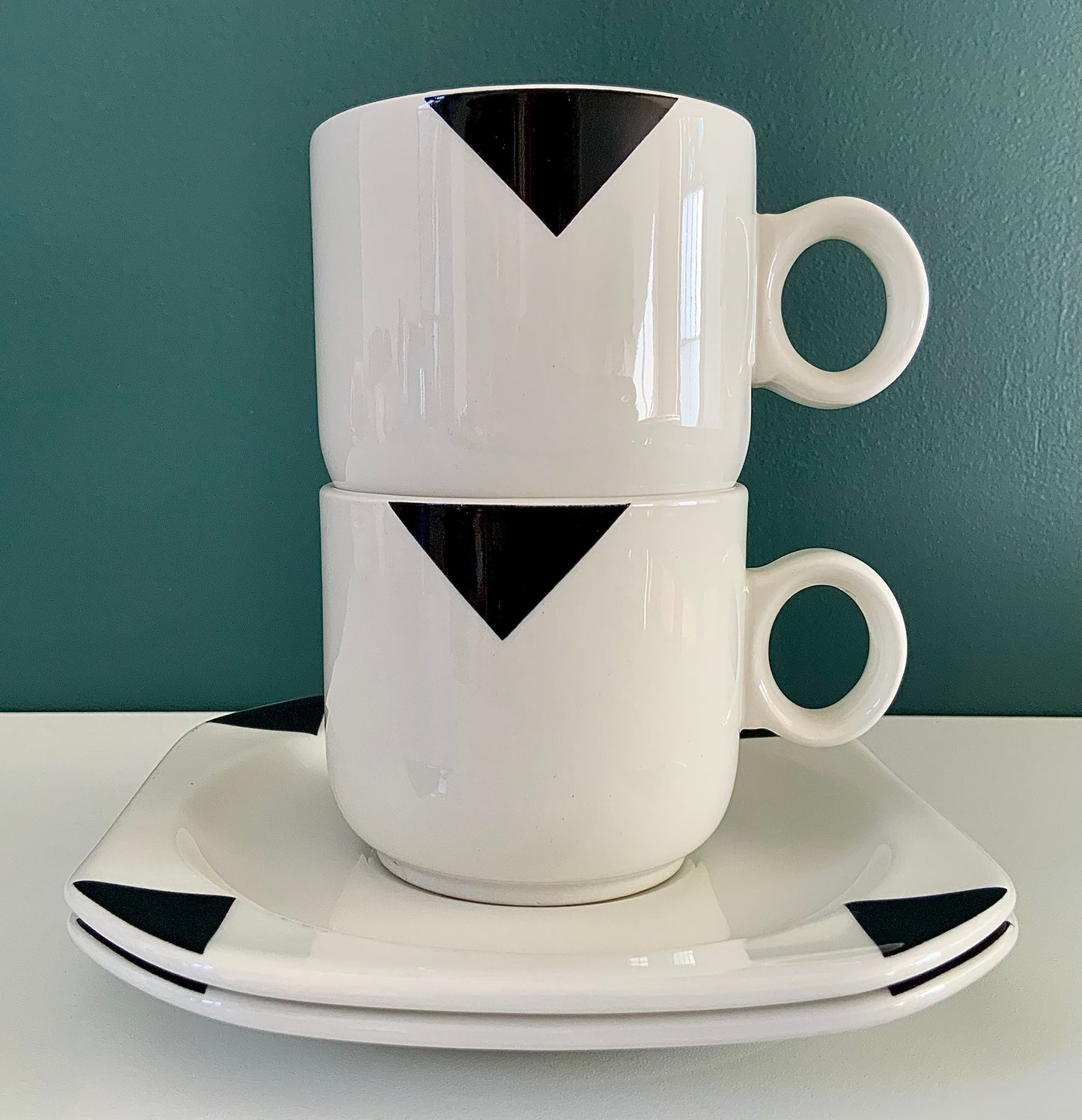 Vintage IKEA Black & White Tea/Coffee Cups & Saucers