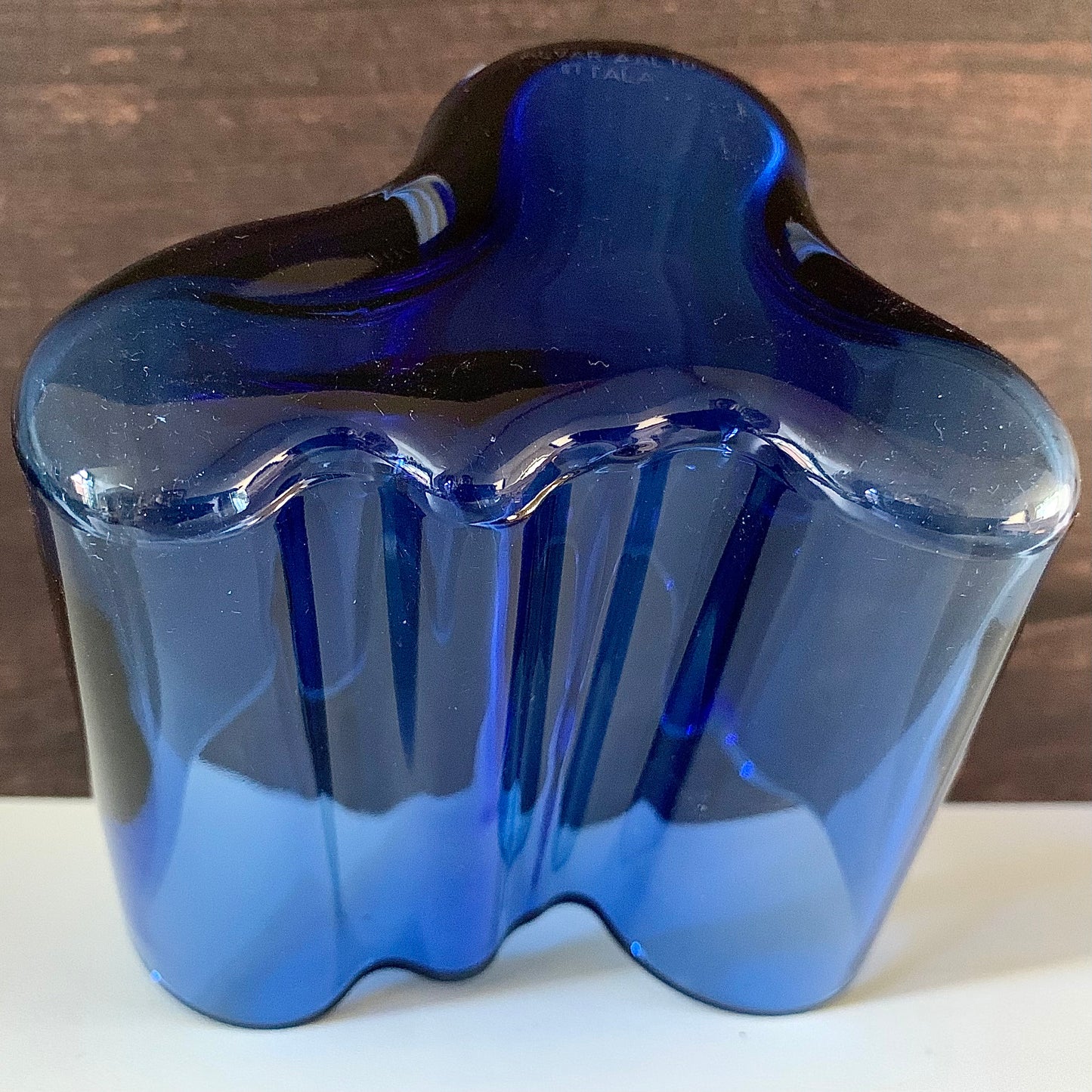 Boxed Vintage Iittala Alvar Aalto Savoy Ultramarine Blue Glass Vase 98mm