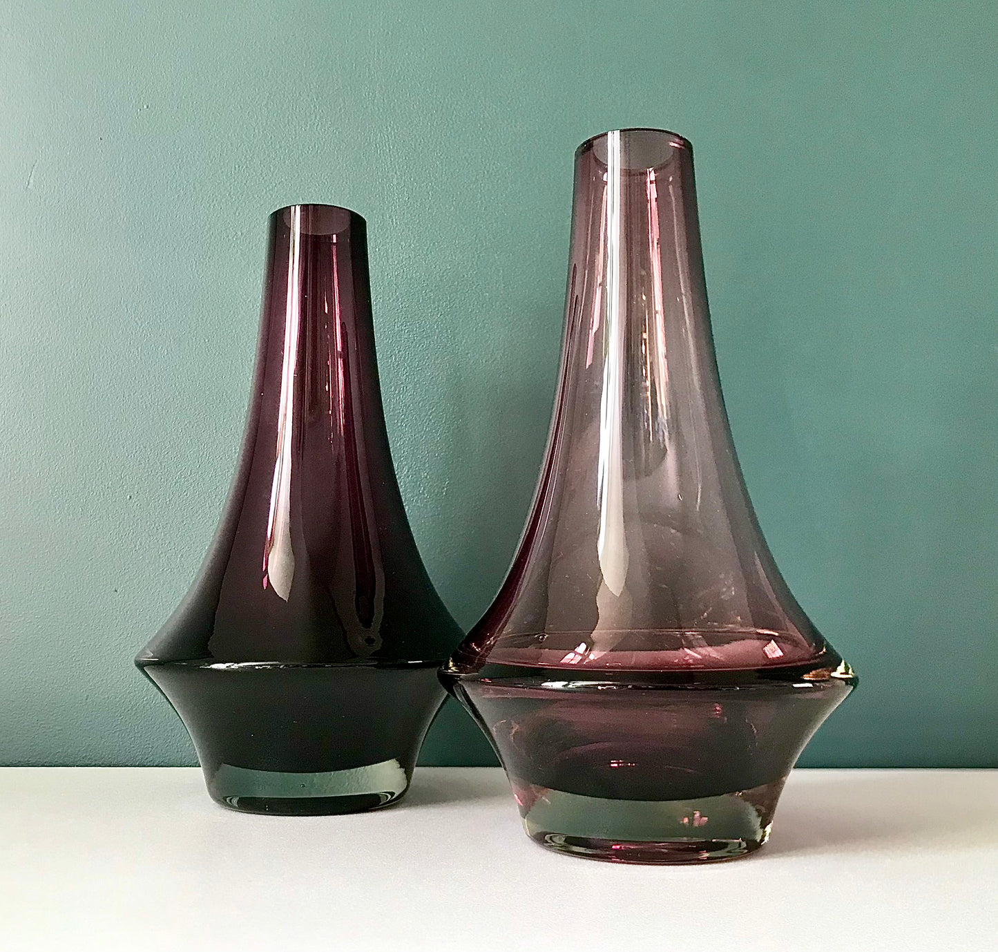 Riihimaki Amethyst Purple Glass Vase Finnish Violet 1379 Vintage 1960s 1970s Retro