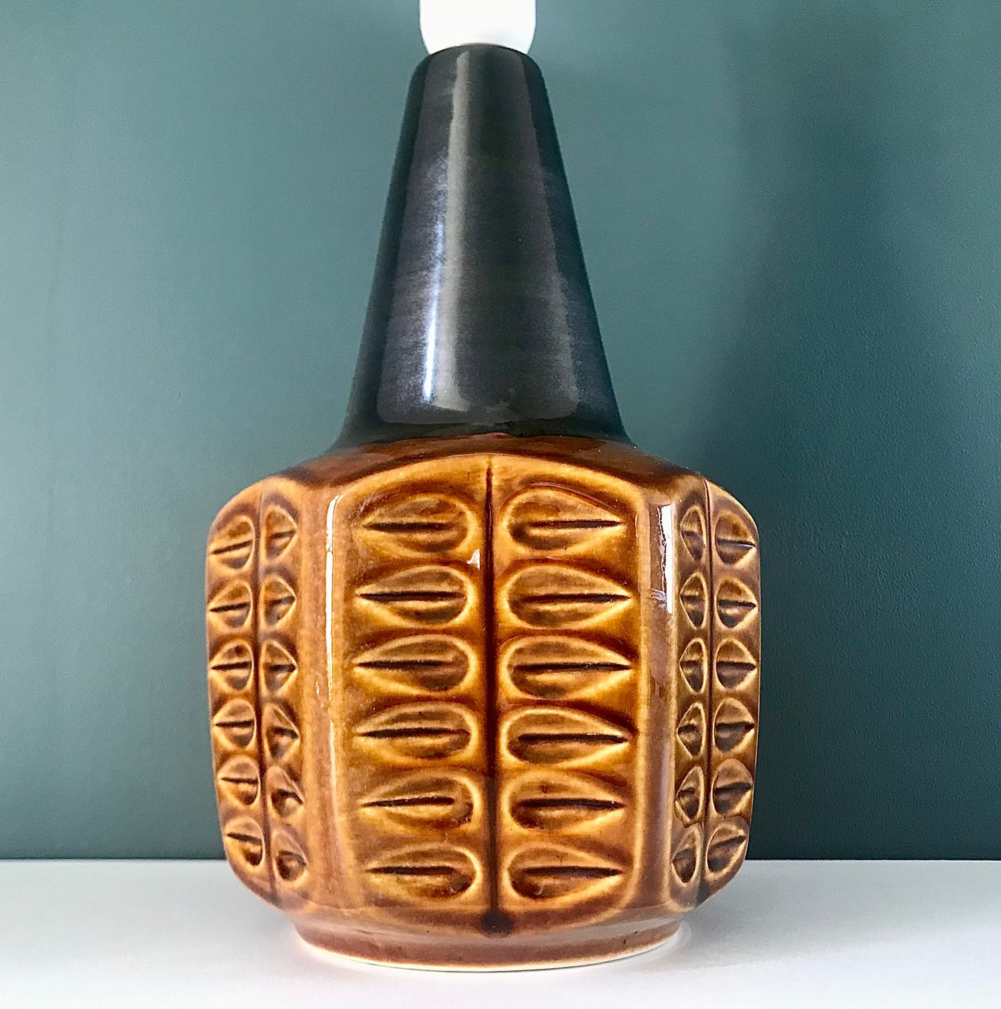 Soholm Pottery Caramel Licorice Danish Ceramic Table Lamp Light 1054