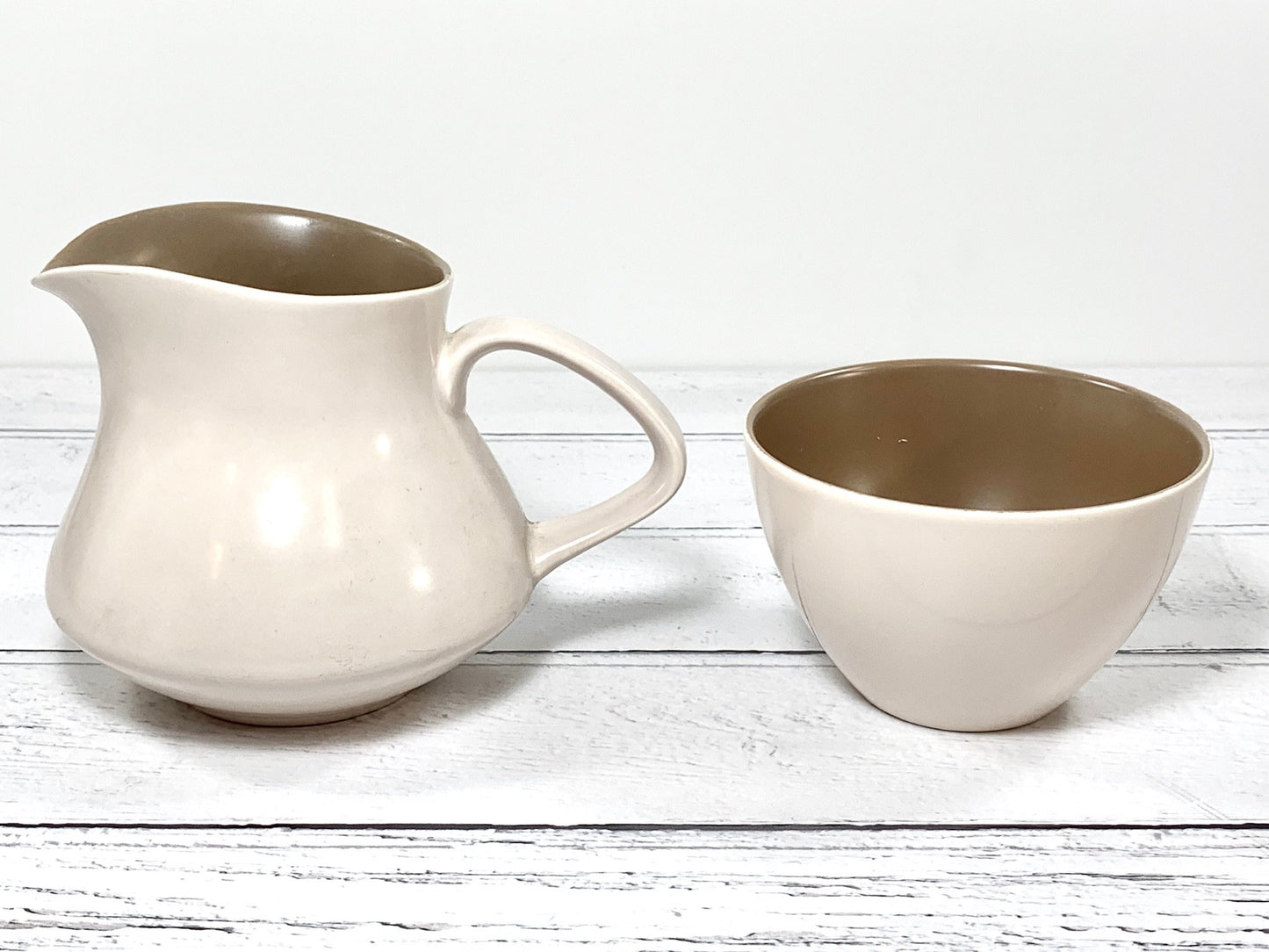 Poole Pottery Coffee Pot Creamer Sugar Bowl British English 1960s Twintone - Scandiwegians